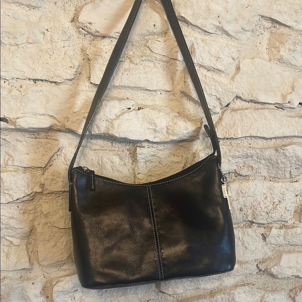 Elegant Black Leather Shoulder Bags